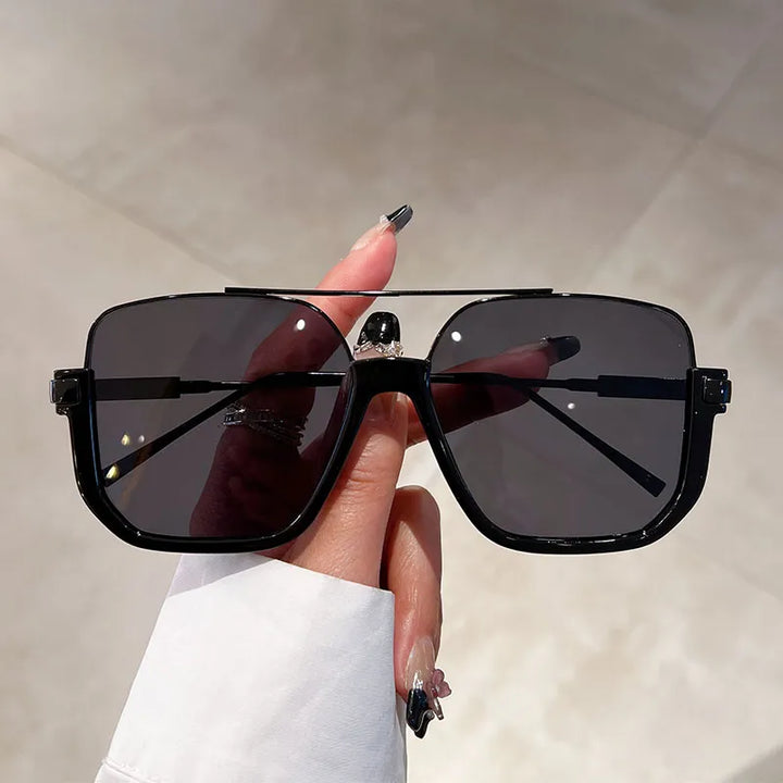IconicEra Eyewear